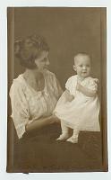  Esther Catherine Speed Ingram (mother) with son, Bobby Clifton Ingram circa 1921.
